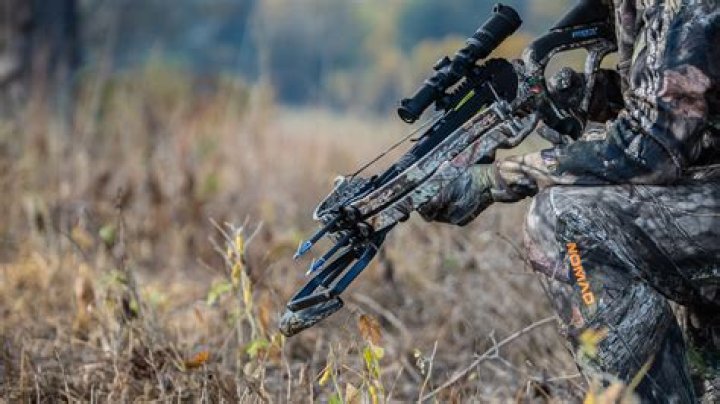 How do I use a crossbow as a warrior?