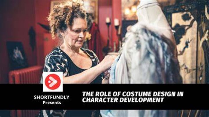 Non-Unique Costume Role